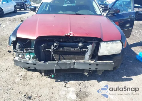 2005 Chrysler 300 Touring z USA, uszkodzony, nr VIN 2C3JA53G45H620557